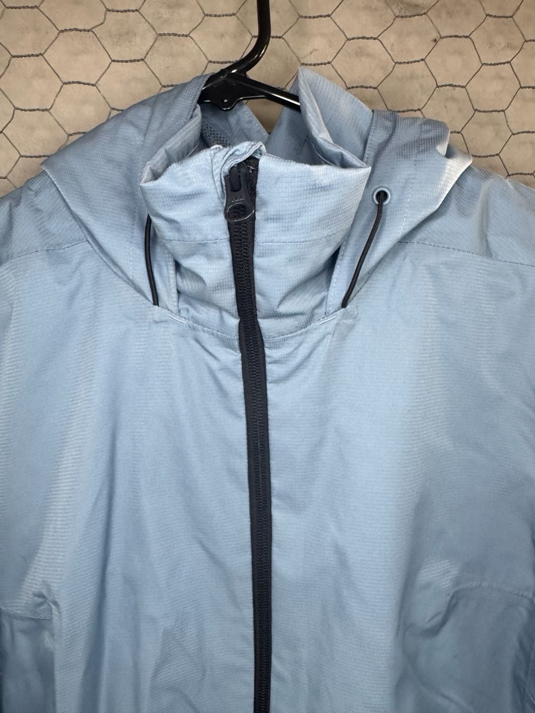 Womens ADIDAS Gray Lined Wandertag Rain Jacket Sz M 4
