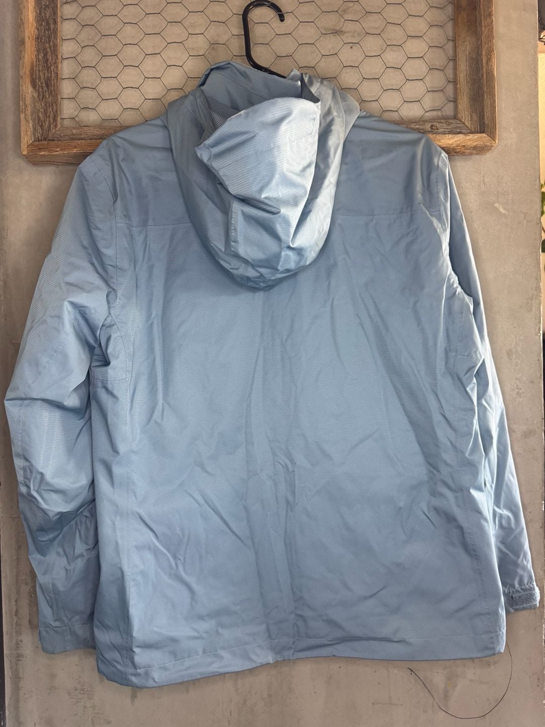 Womens ADIDAS Gray Lined Wandertag Rain Jacket Sz M 6