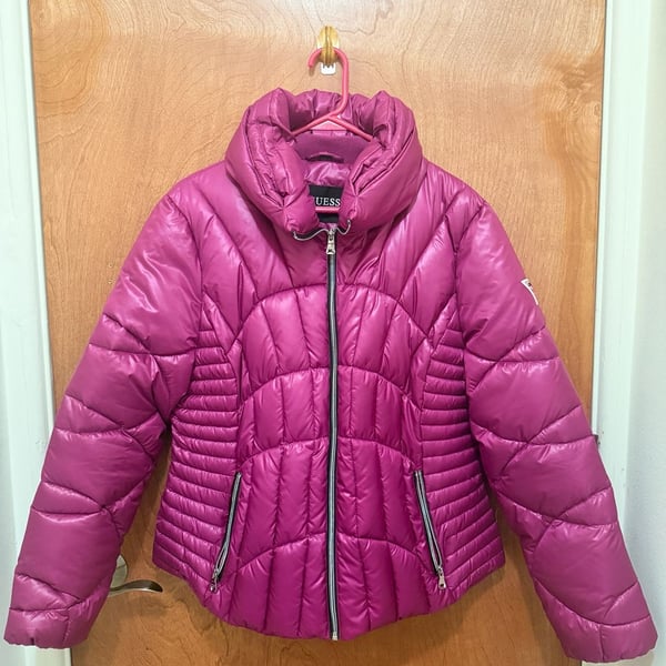 Guess Puffer Jacket Size XL Magenta Quilted Full Zip