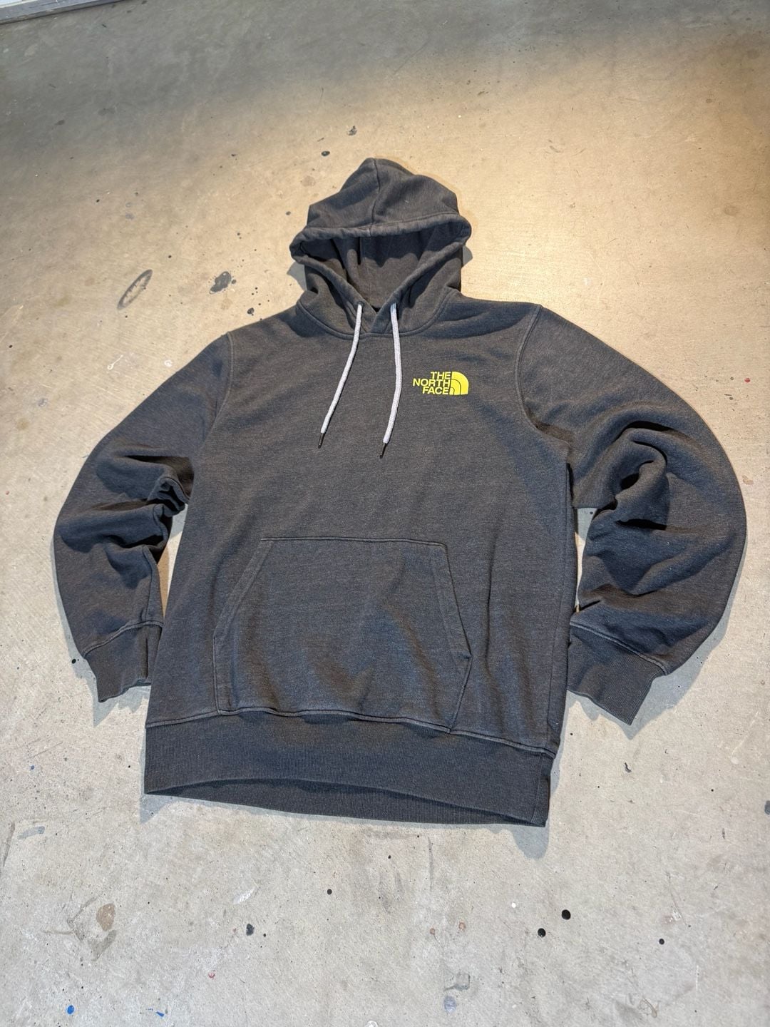 The North Face Half Dome Hoodie Size M Dark Gray Graphic Pullover 2
