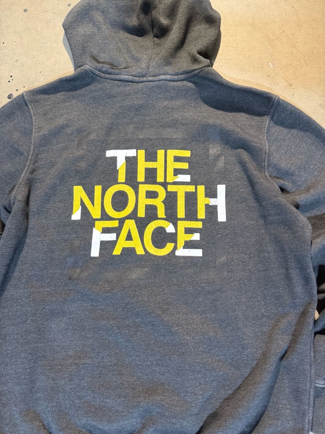 The North Face Half Dome Hoodie Size M Dark Gray Graphic Pullover 9