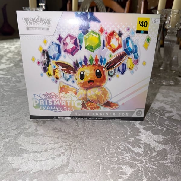 Pokemon TCG Scarlet & Violet Prismatic Evolutions Elite Trainer Box