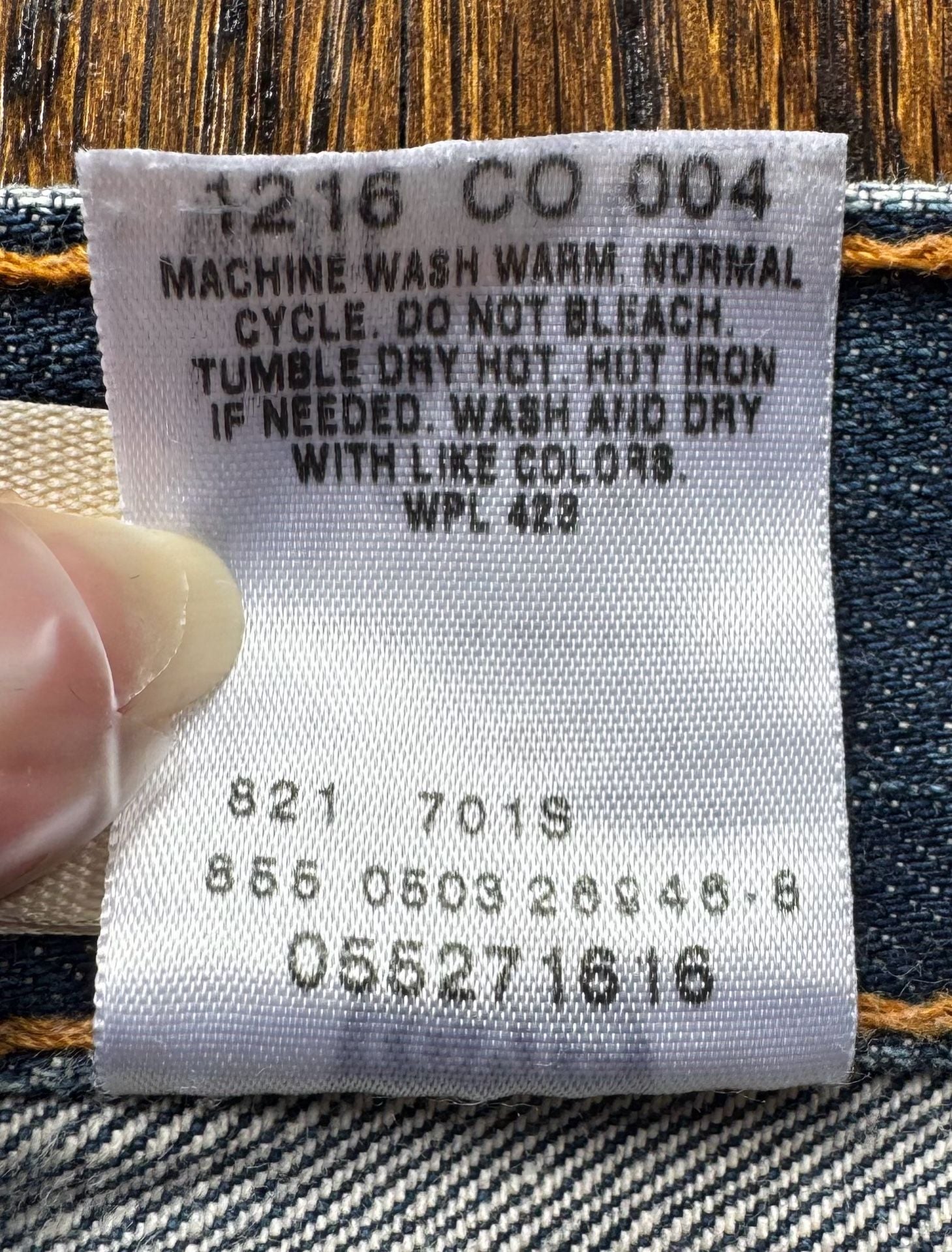 VINTAGE ‘00s Y2K Levi's 527 31x30.25 LOW BOOTCUT BLUE JEANS DENIM DISTRESSED HEM 7