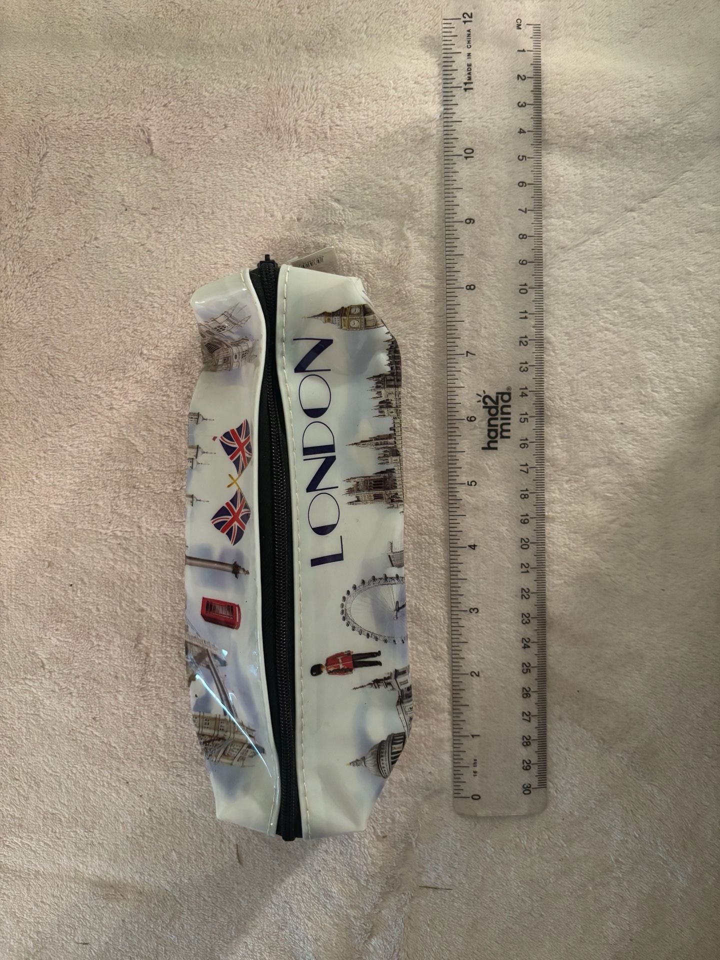Diamond Gifts London Landmarks Souvenir Pencil Case Pouch 1