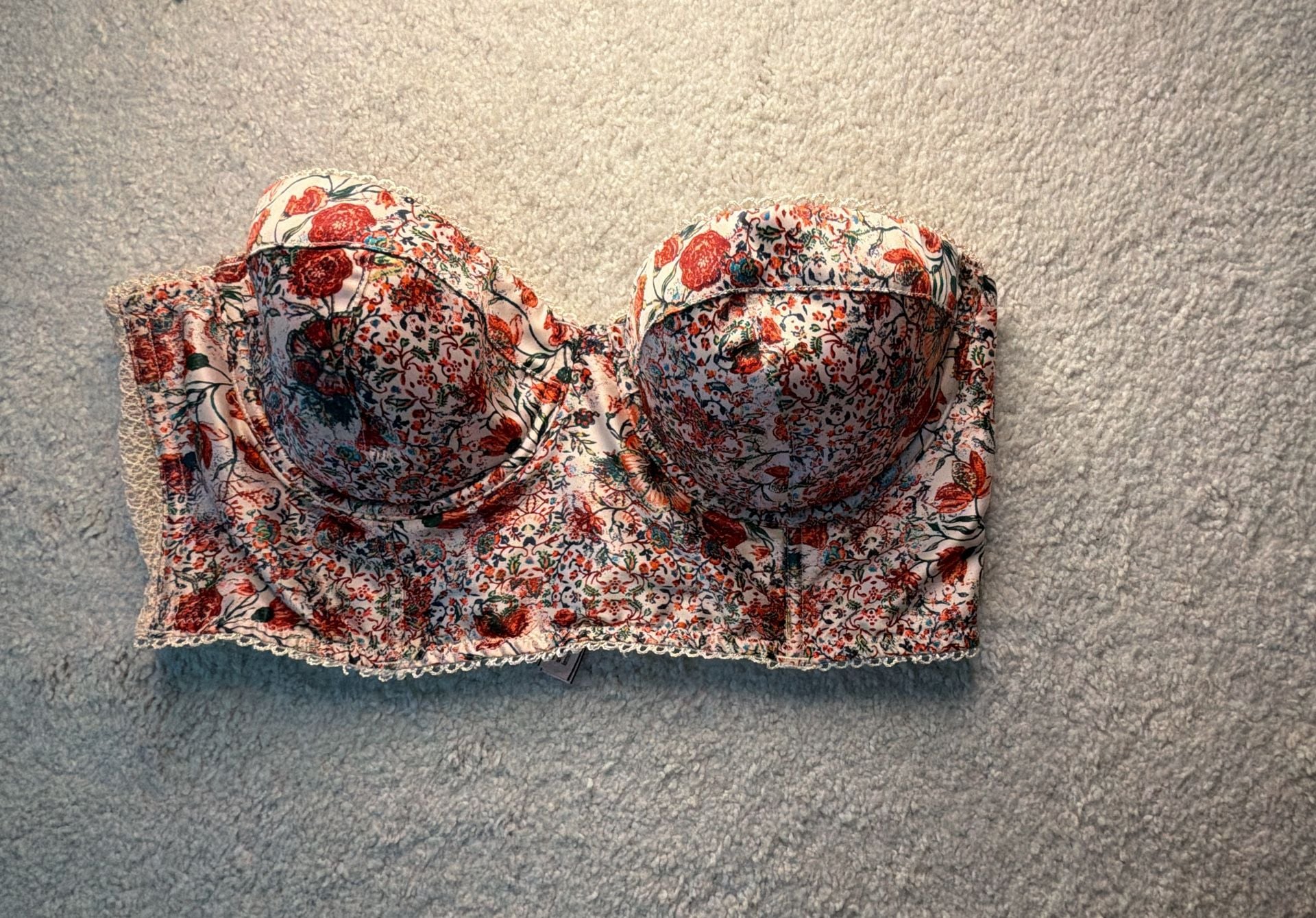Product thumbnail 4