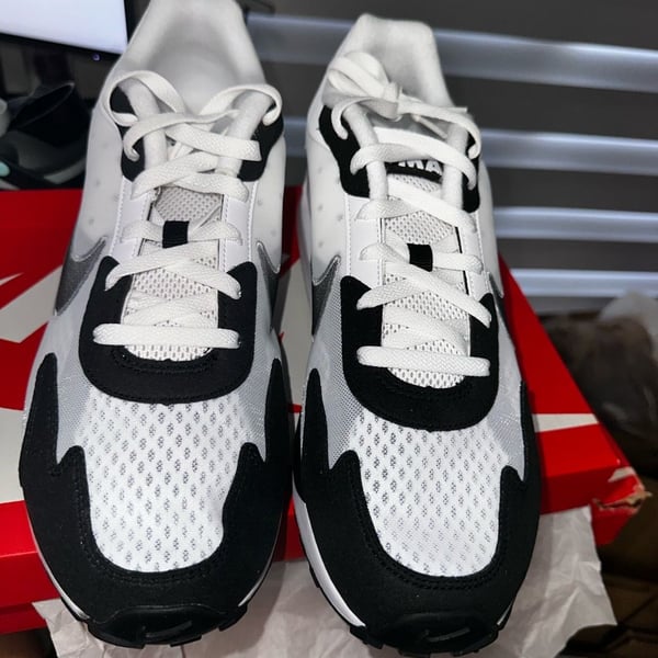 Nike Air Max Solo White Black Pure Platinum Sneakers