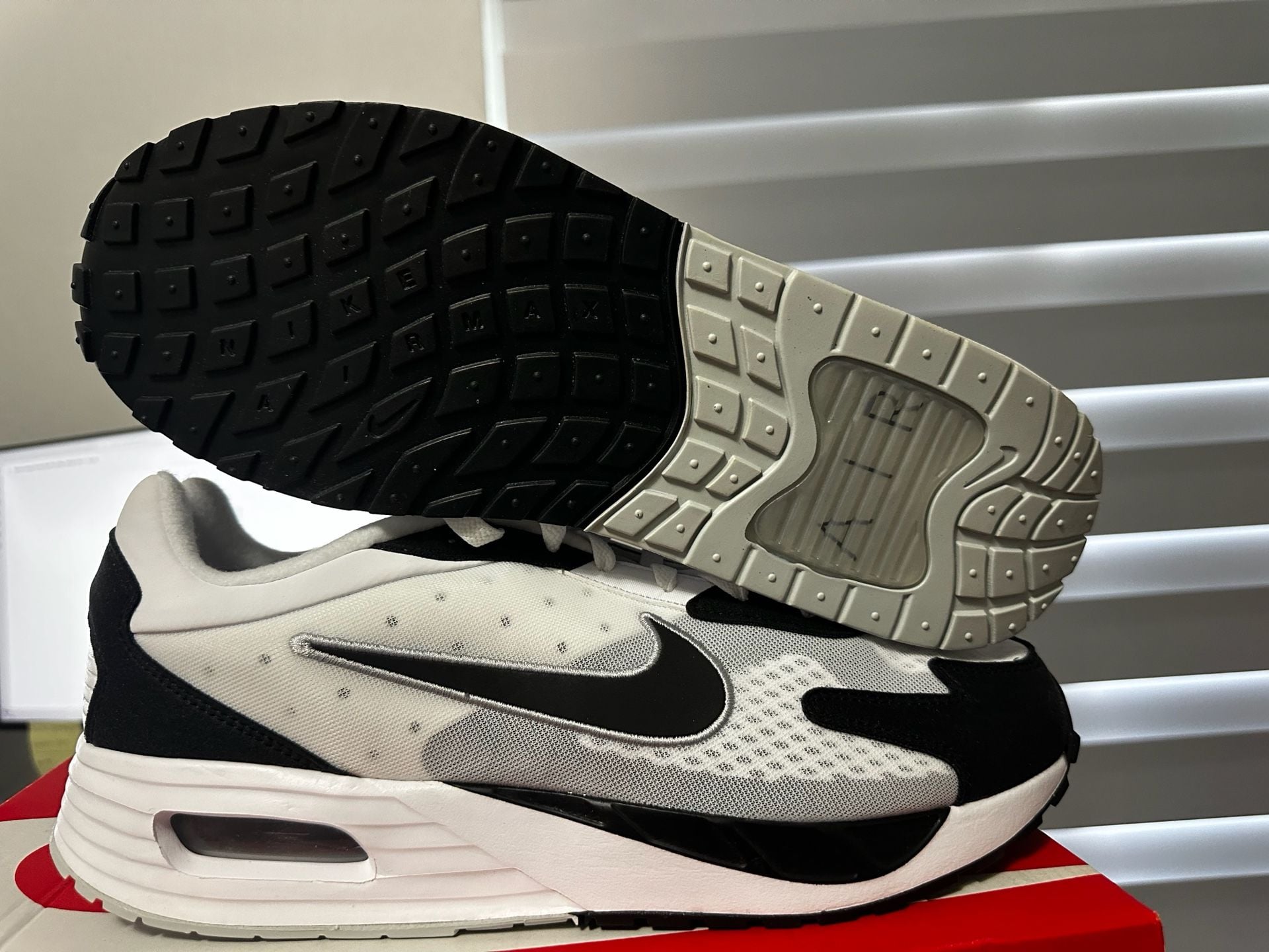 Nike Air Max Solo White Black Pure Platinum Sneakers 5