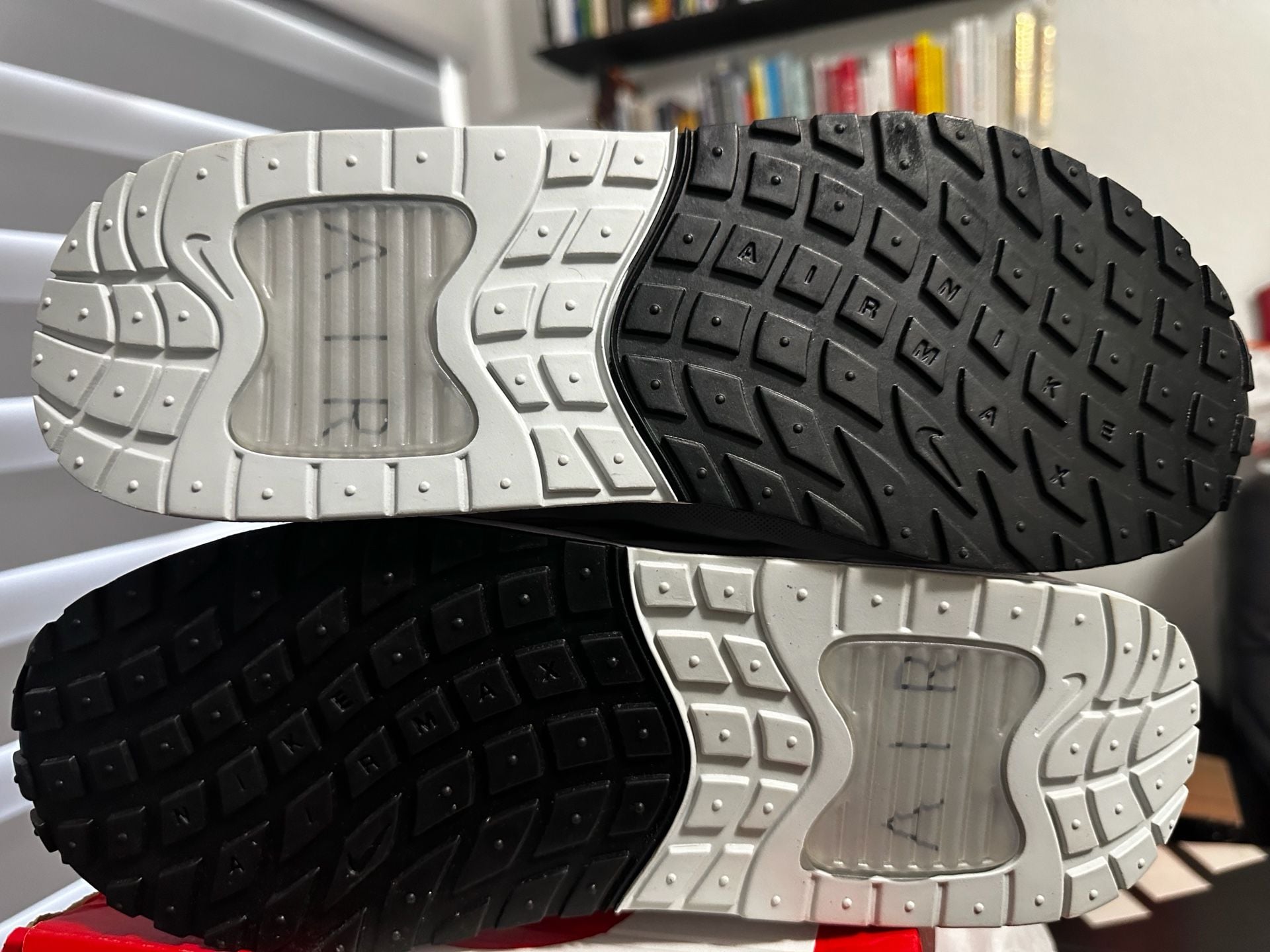 Nike Air Max Solo White Black Pure Platinum Sneakers 7