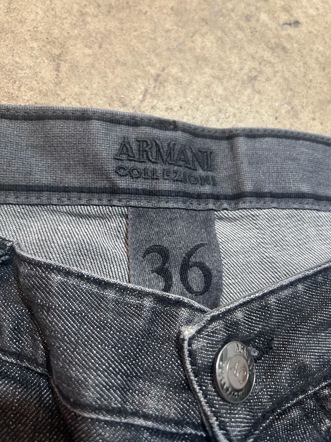 Armani Collezioni Jeans Size 36 Black Denim Metal Logo Pants 7