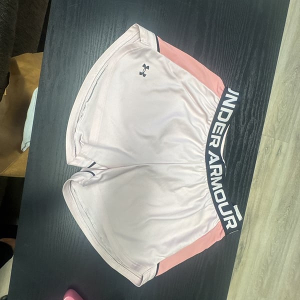 Under Armour Play Up Shorts Pink White Athletic Gym Shorts