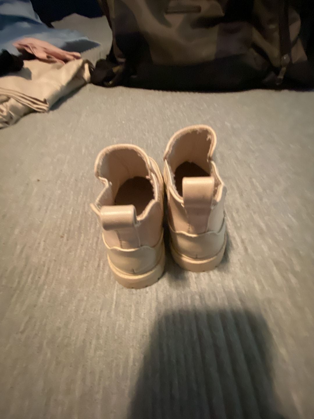 Old Navy Chelsea Boots Size 5 Cream Toddler Ankle Boots 5
