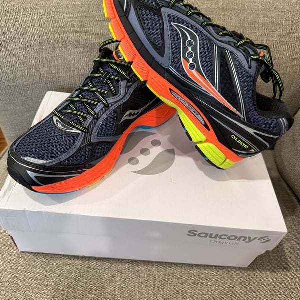 Saucony Progrid Guide 7 sneakers Size 10m