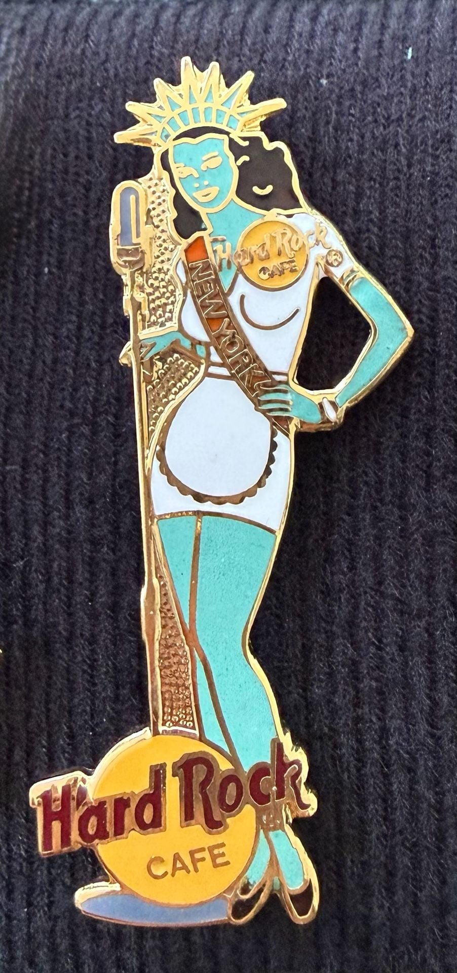 Hard Rock Cafe - New York Statue of Liberty Pin 1