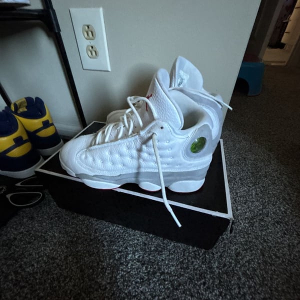 Jordan Air Jordan 13 Retro GS Size 6.5Y White Wolf Grey