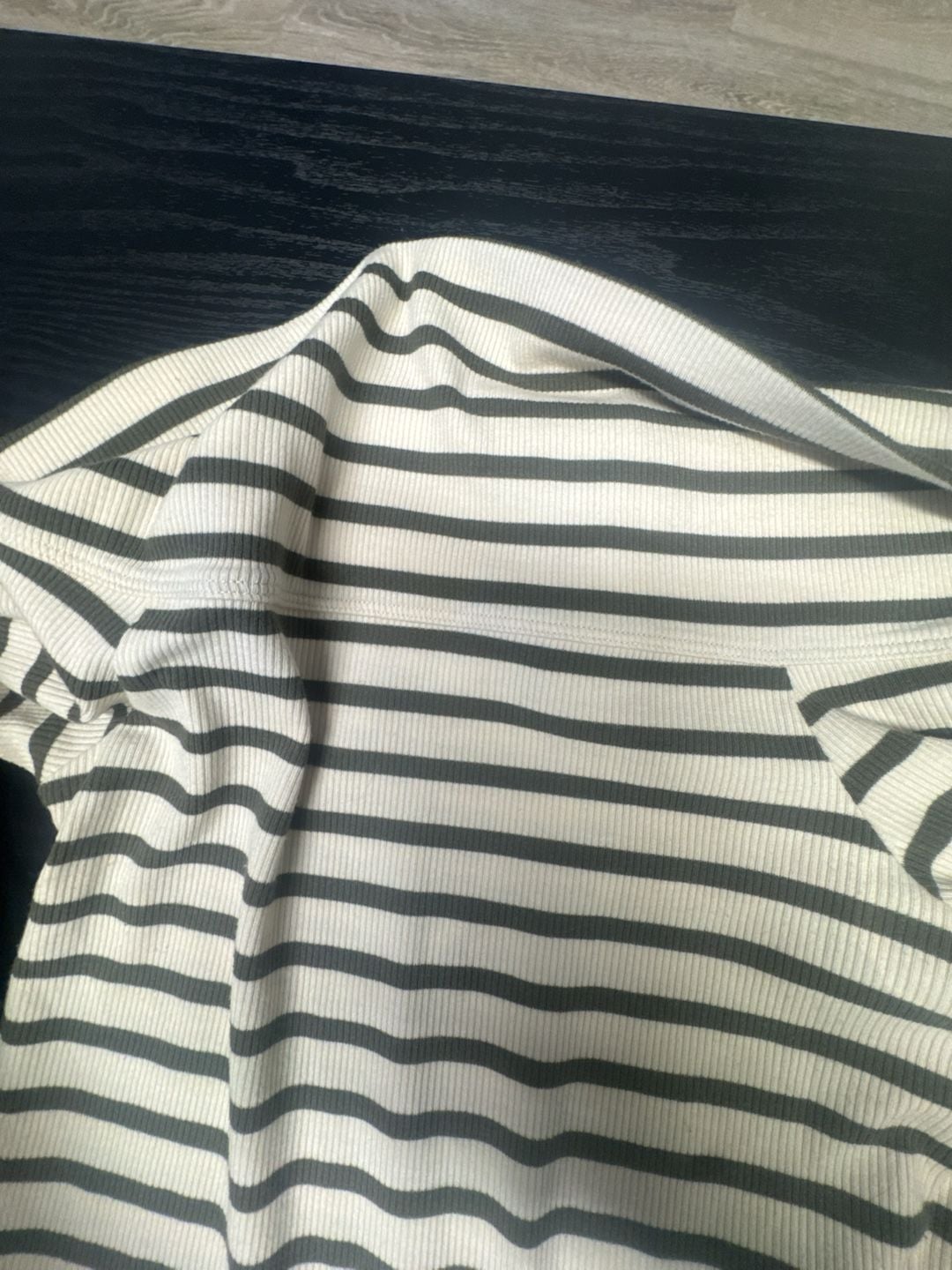 American Eagle Off The Shoulder Top Size XS Striped Ribbed Long Sleeve 7