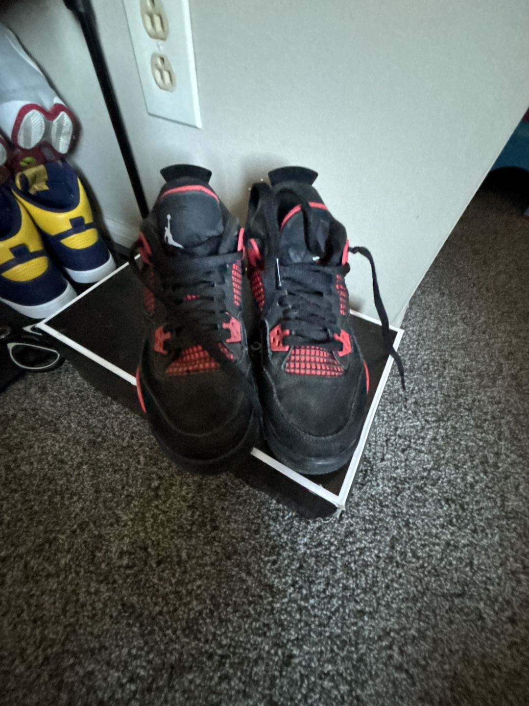 Jordan Air Jordan 4 Retro Red Thunder Sneakers 5