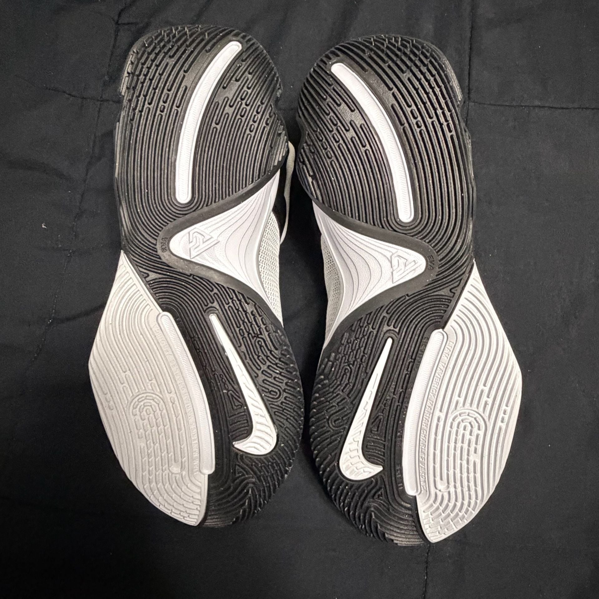 Nike Giannis Immortality 3 Bedtime Snack Basketball Shoes White Black 7