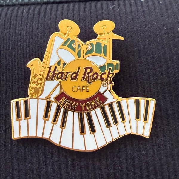 Hard Rock Cafe - New York Piano Pin