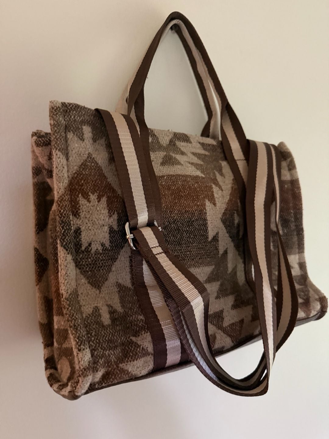 Jen & Co Aztec Tote Bag Brown Southwestern Crossbody 2