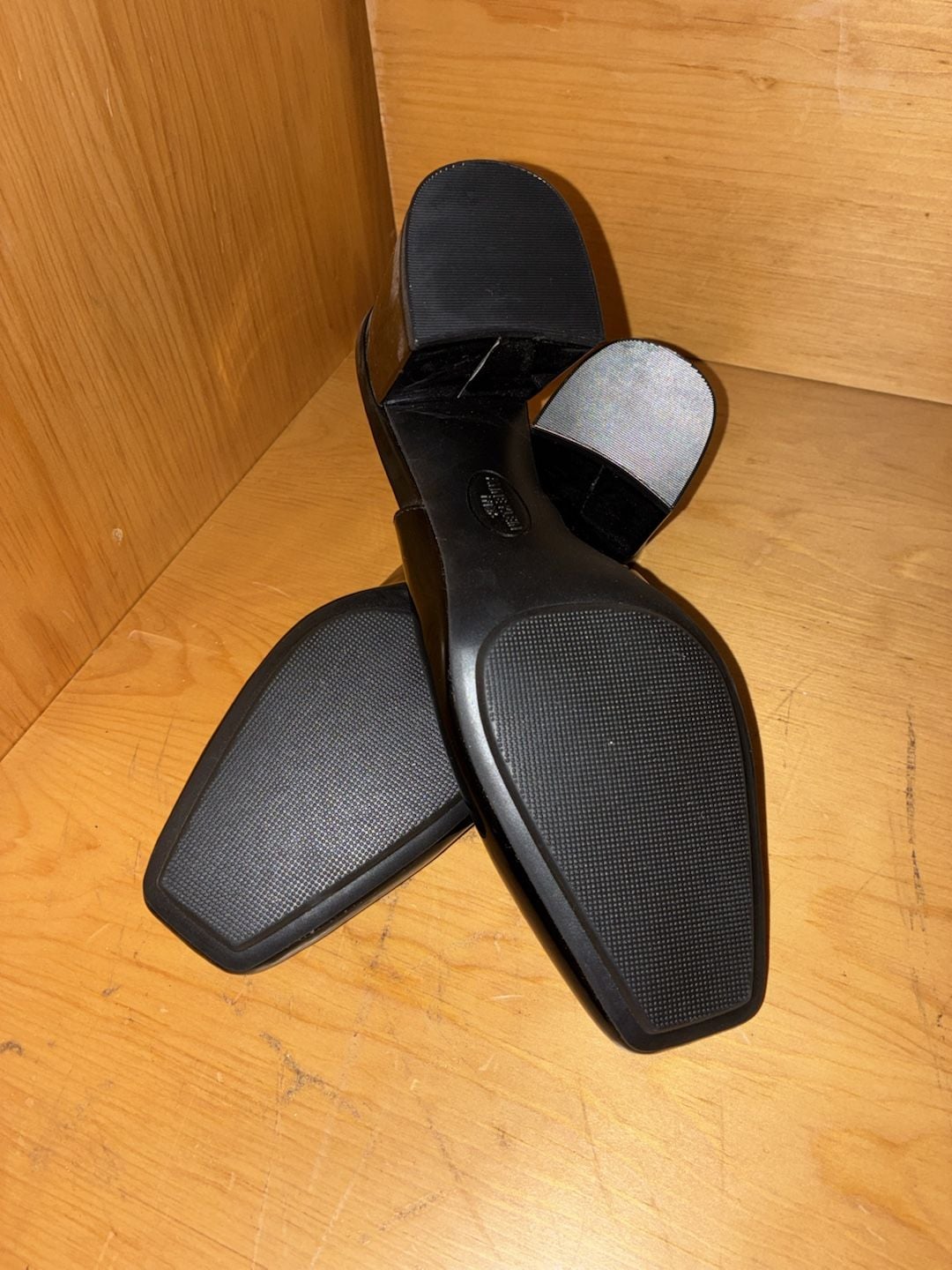 Anne Klein Black Patent Block Heel Slingback Pump 4