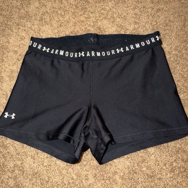 Under Armour HeatGear Shorty Shorts Black