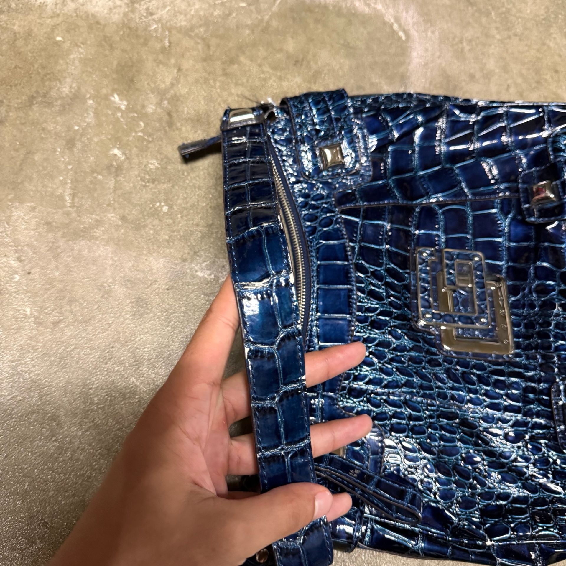 Guess Blue Croc Embossed Shoulder Bag Handbag 6