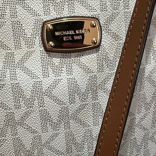 MICHAEL KORS Vintage Y2K Vanilla Crossbody - Original Rare 2017 - 35T6GTVM2B