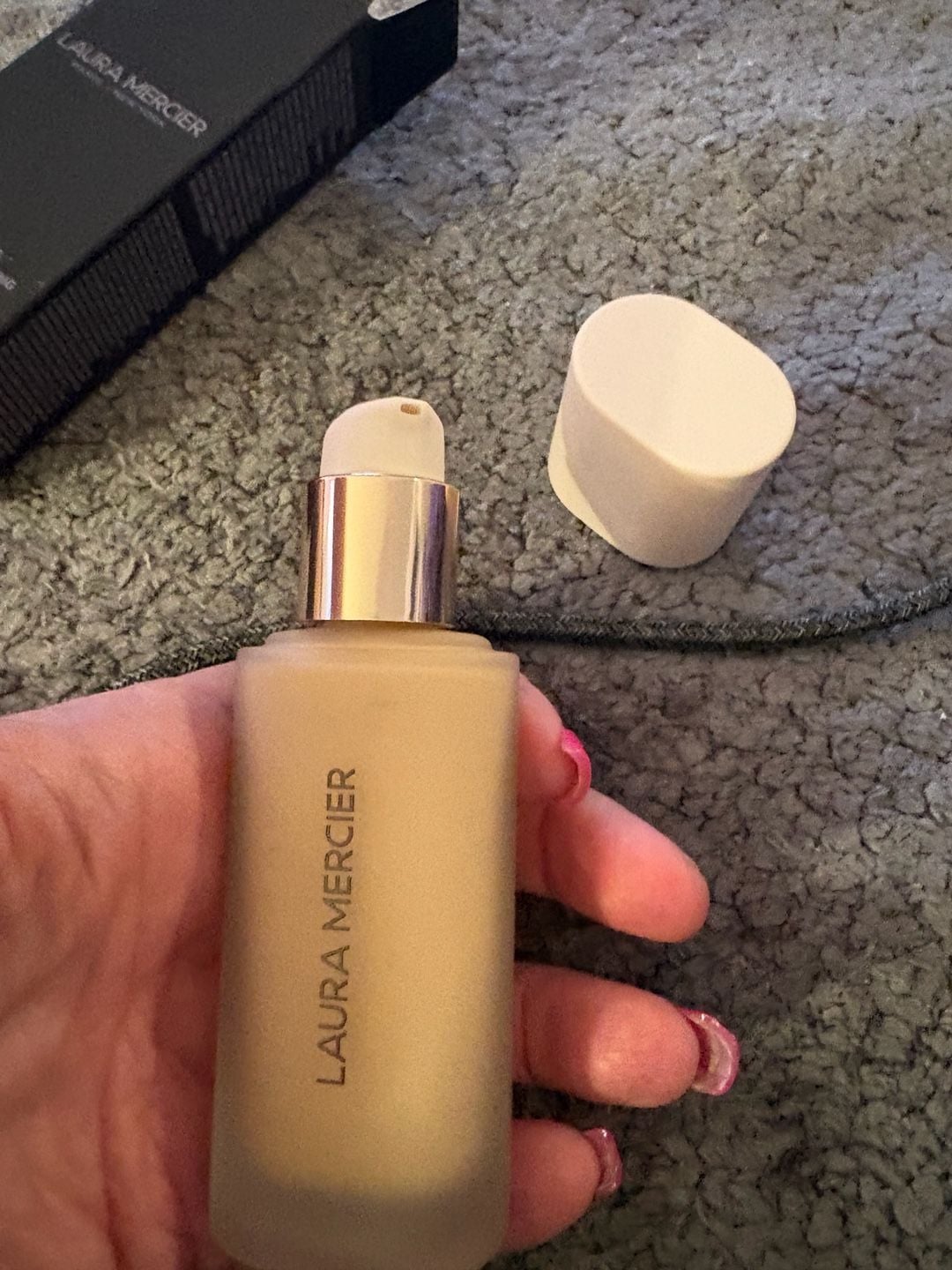 Laura Mercier Real Flawless Foundation 2N1 Cashew 1 fl oz 5