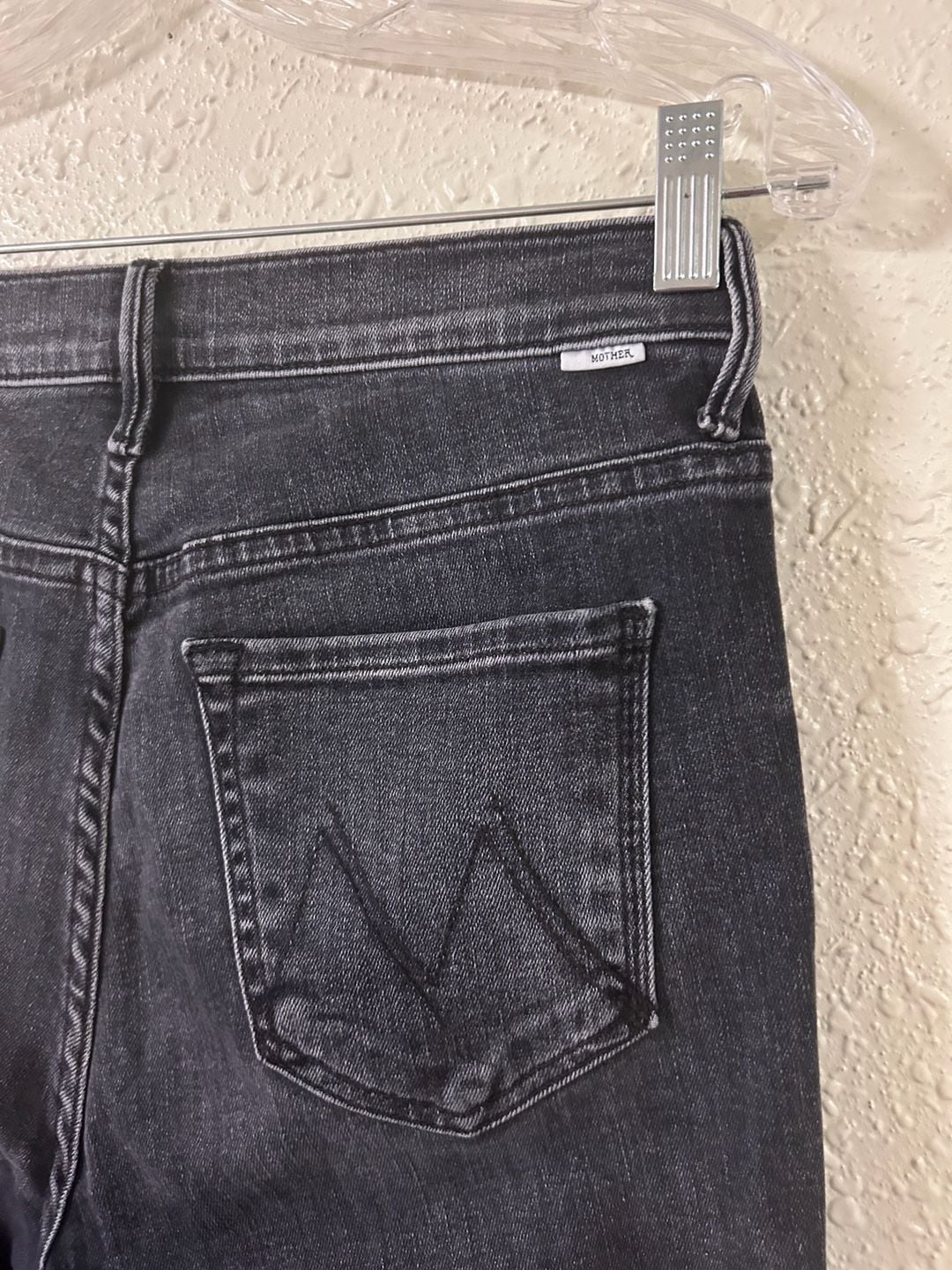 MOTHER The Looker Skinny Jeans Size 28 Black Washed Denim Raw Hem 6