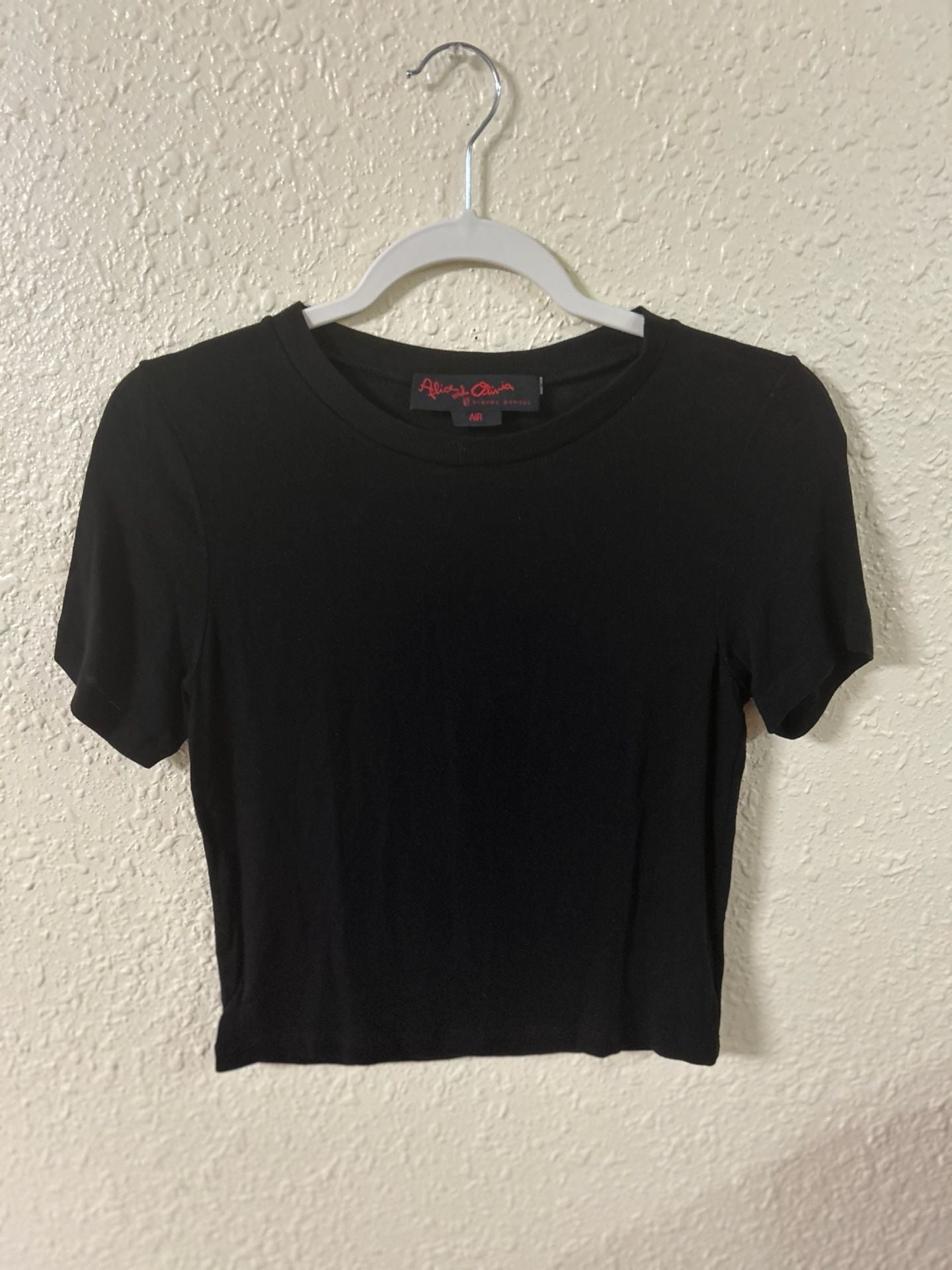 Alice + Olivia Air Tee Size S Black Tencel Crop Top 2