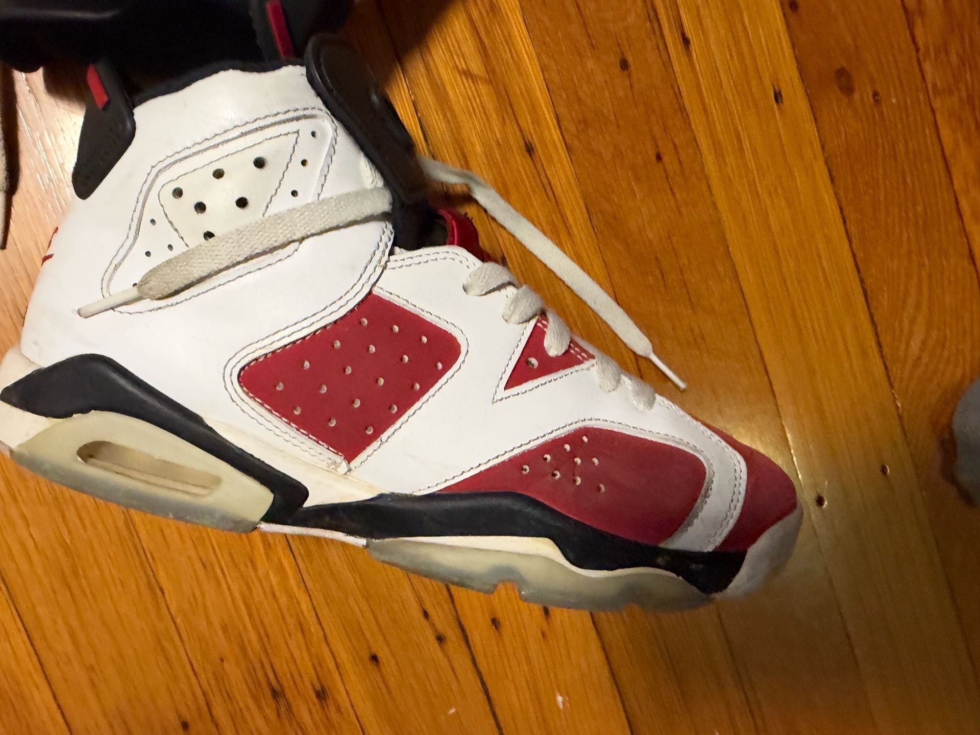 Jordan Air Jordan 6 Retro Size 6.5Y Carmine White Red 5