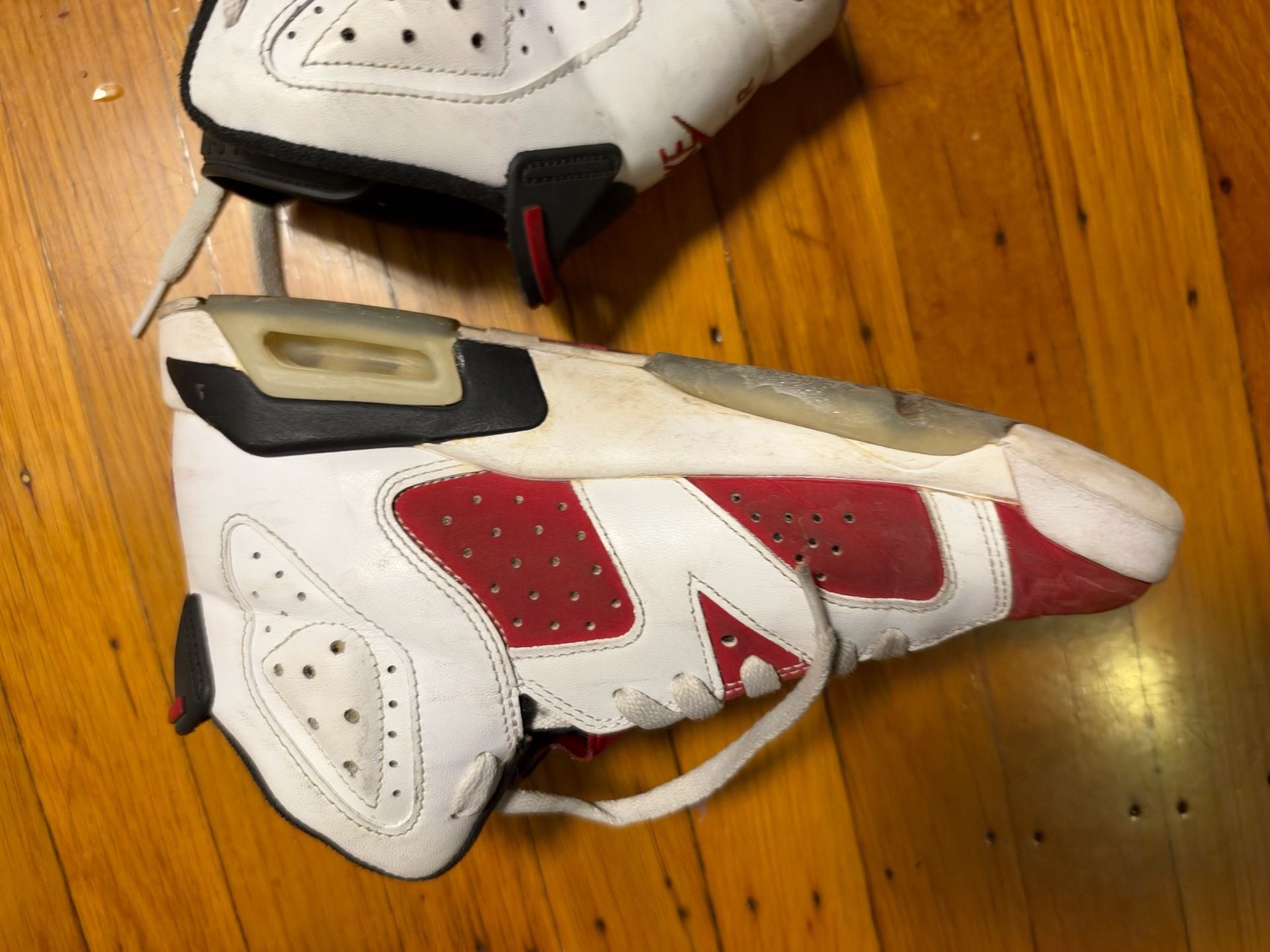 Jordan Air Jordan 6 Retro Size 6.5Y Carmine White Red 6