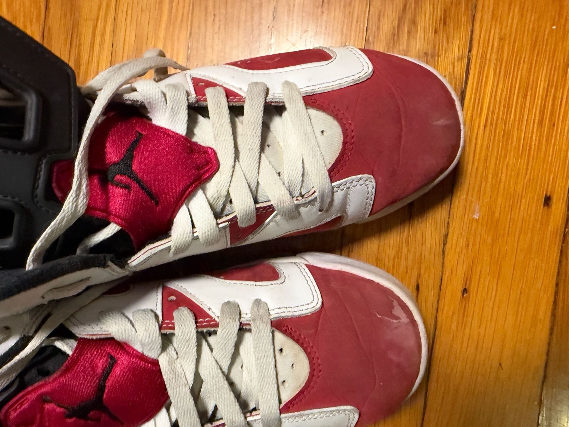 Jordan Air Jordan 6 Retro Size 6.5Y Carmine White Red 8