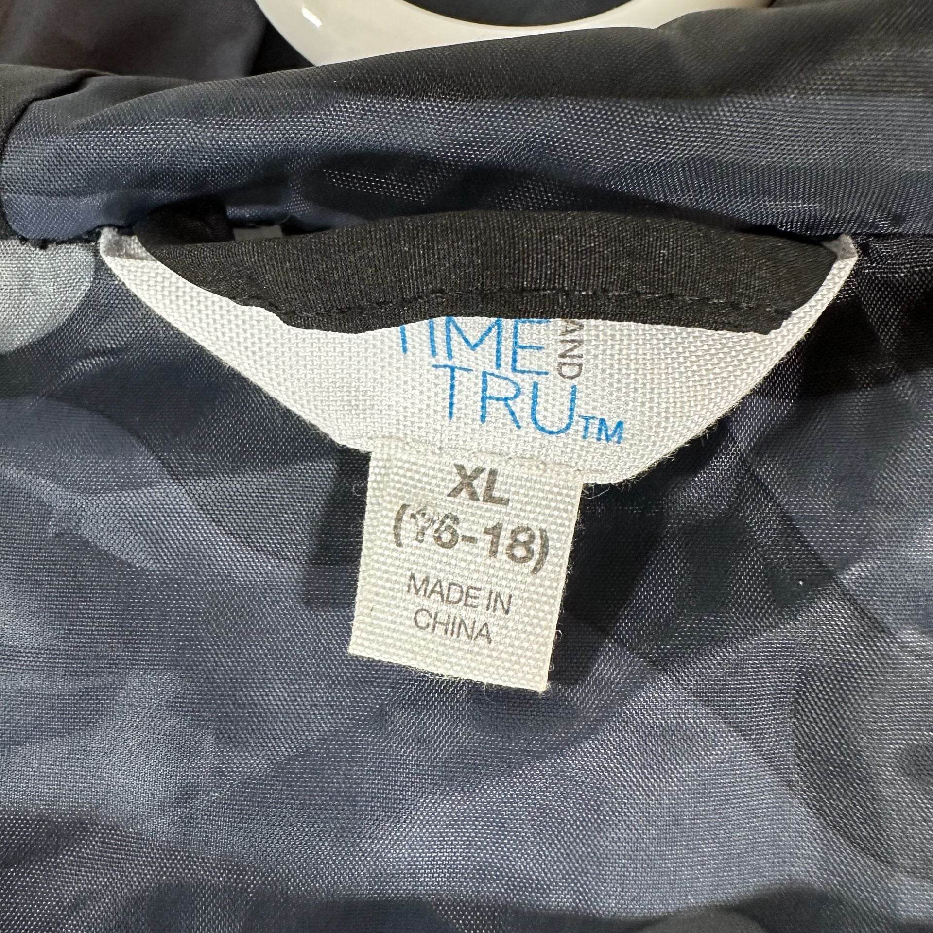 Time and Tru Anorak Jacket Size XL 16-18 Black Camo Lining Hooded Raincoat 11