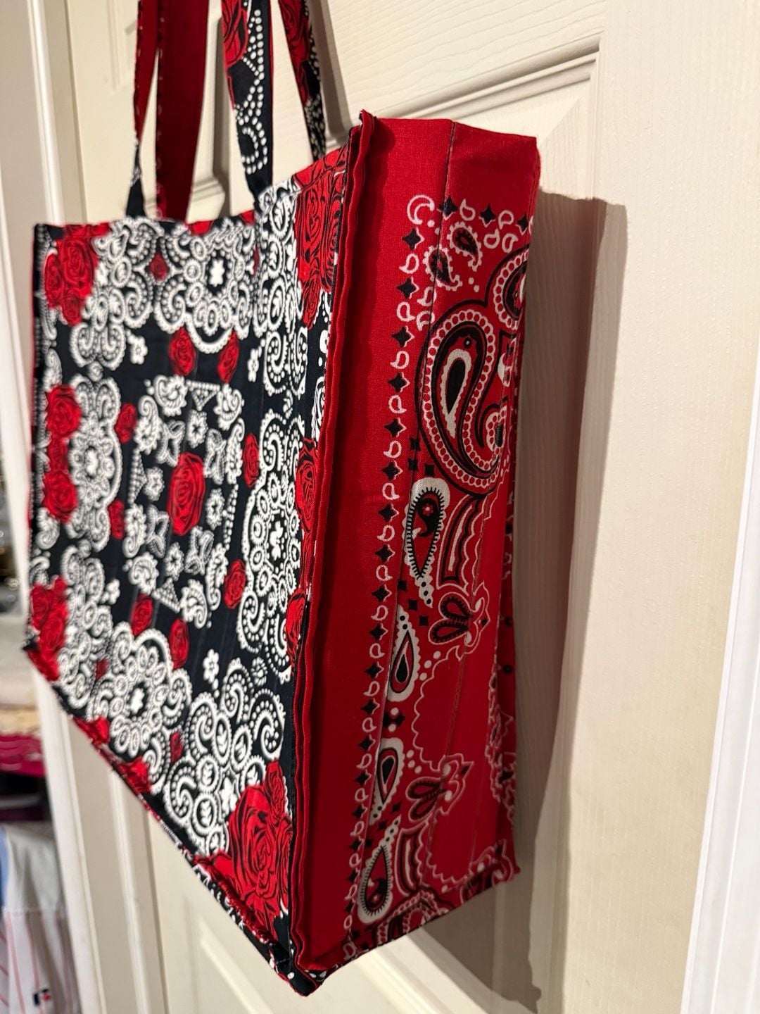 Handmade custom Quilted Tote Bag Red Black White Rose Bandana Print 18x14 1/2 5