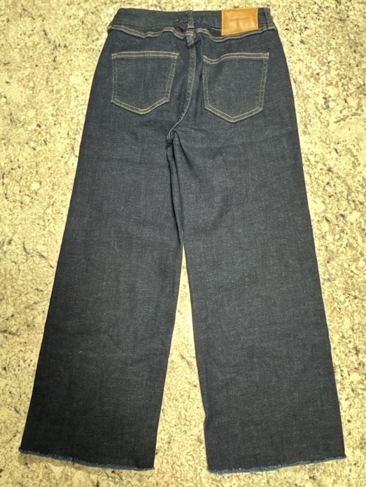 Oliver Logan Wide Leg Jeans women’s Size 24P Dark Wash Raw Hem Denim 8