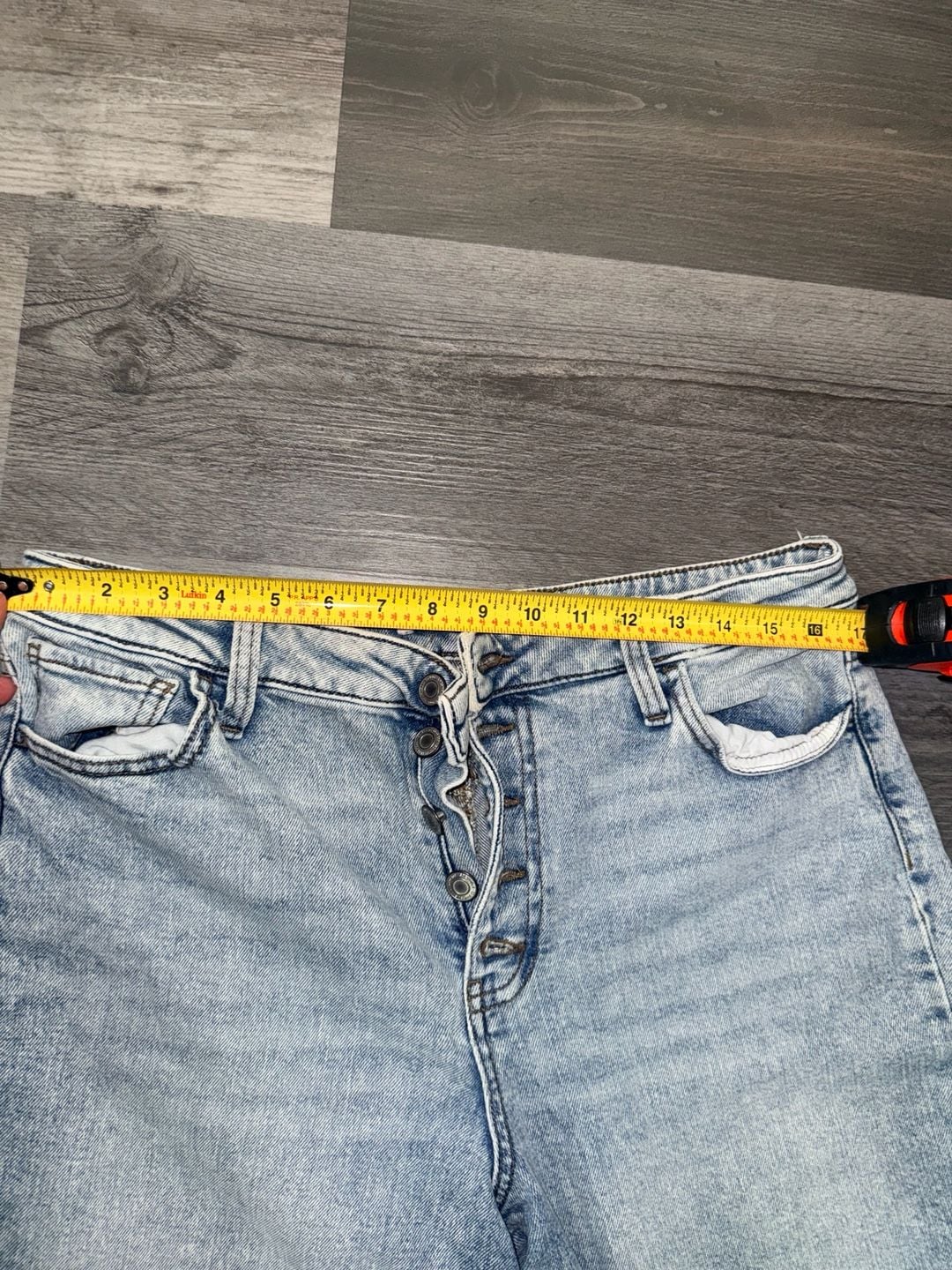 SO High Rise Mom Jeans Size 13/31 Light Wash Denim Button Fly 4
