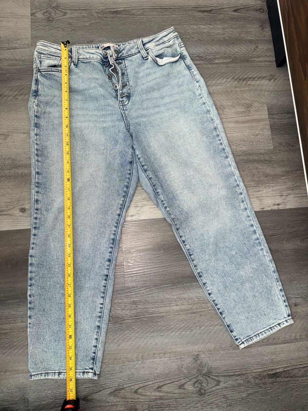 SO High Rise Mom Jeans Size 13/31 Light Wash Denim Button Fly 5