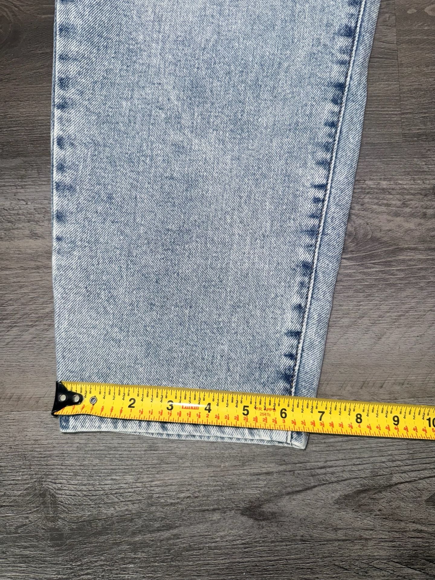 SO High Rise Mom Jeans Size 13/31 Light Wash Denim Button Fly 6