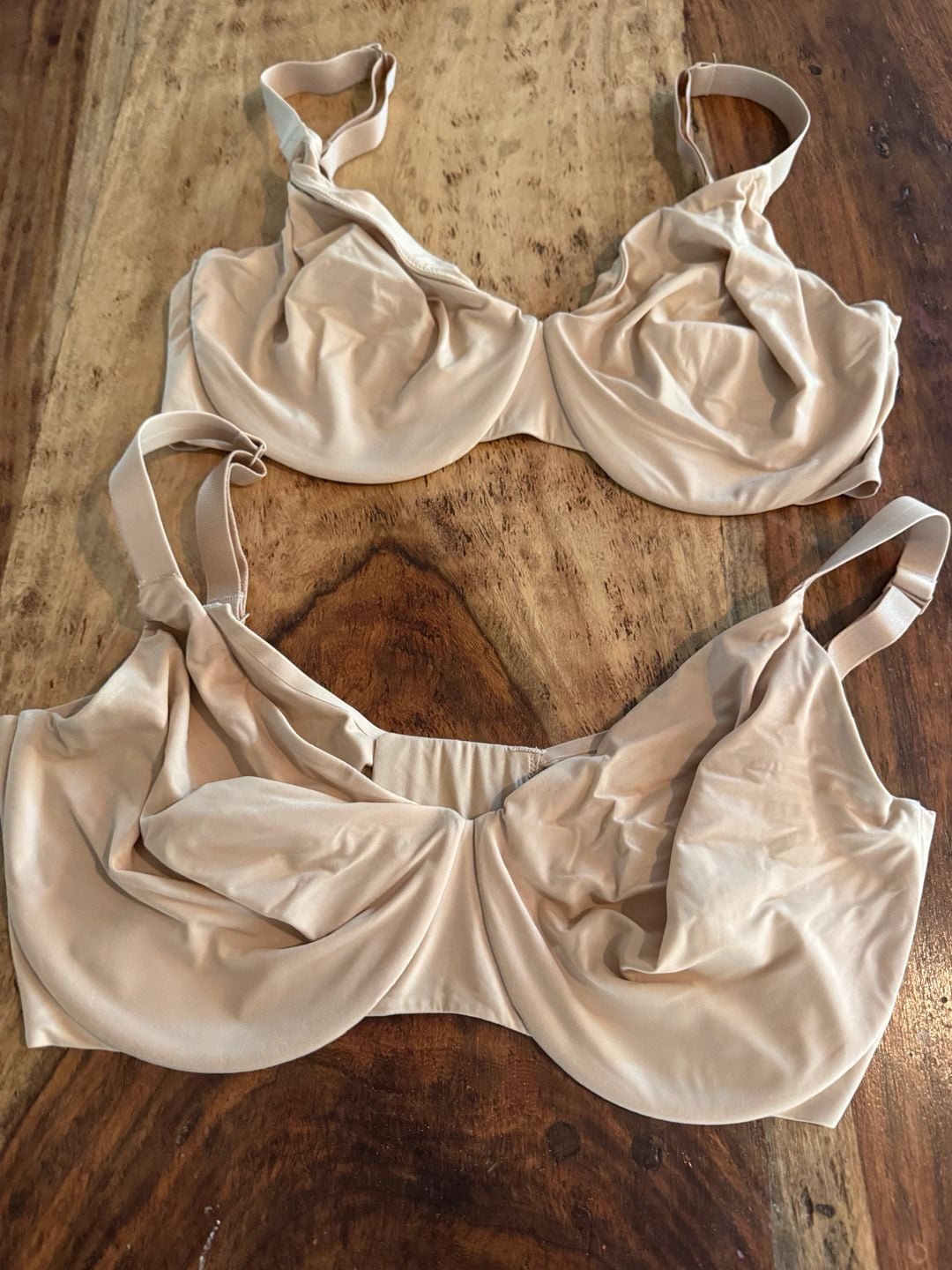 2 SKIMS Smoothing Intimates Unlined Full Coverage Bras Sand 36DDD 1