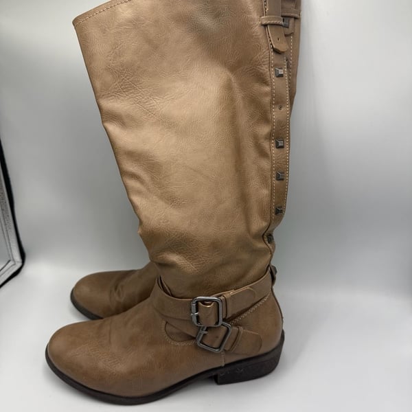 Pink & Pepper Knee High Riding Boots Size 7.5 Tan Studded Buckle