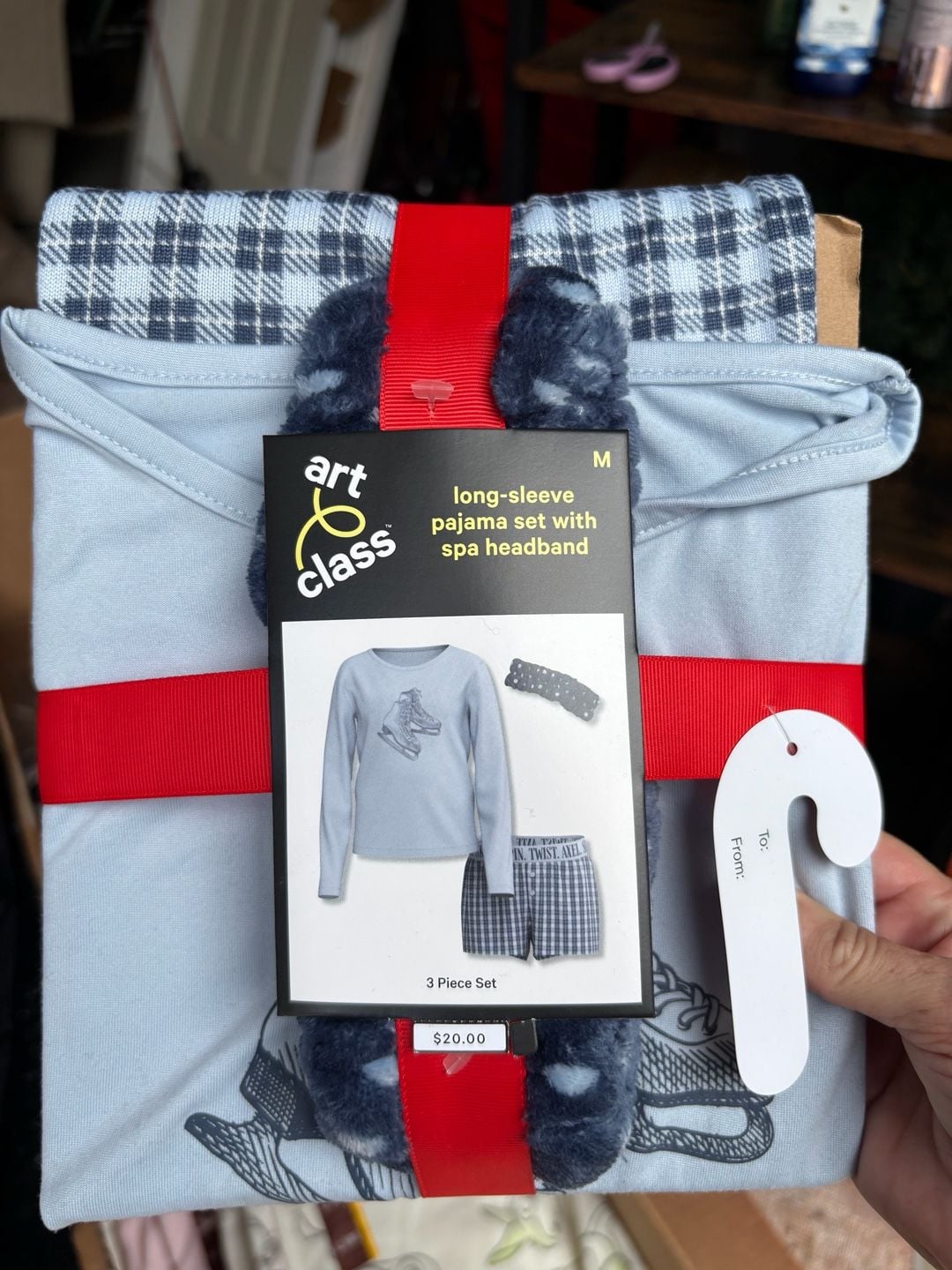 Art Class Long-Sleeve Pajama Set Size M Blue Ice Skating 1