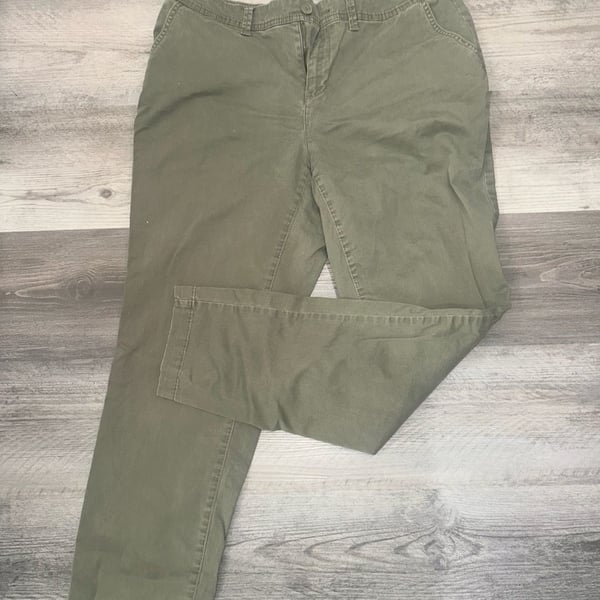 A New Day Chino Pants Size 12 Green Stretch Cotton