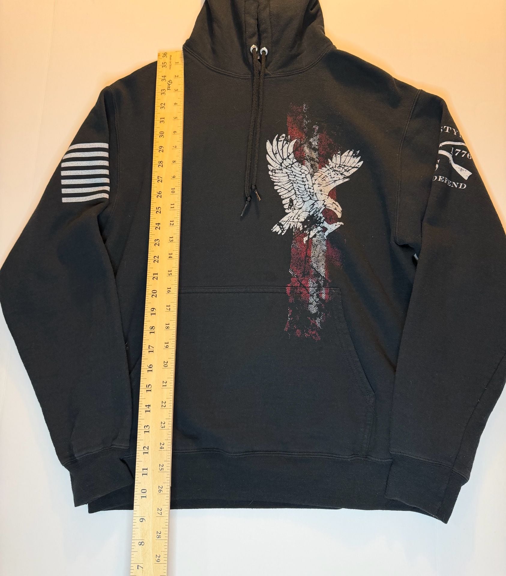 Grunt Style Hoodie Size Medium Black Eagle US 1776 American Flag 3