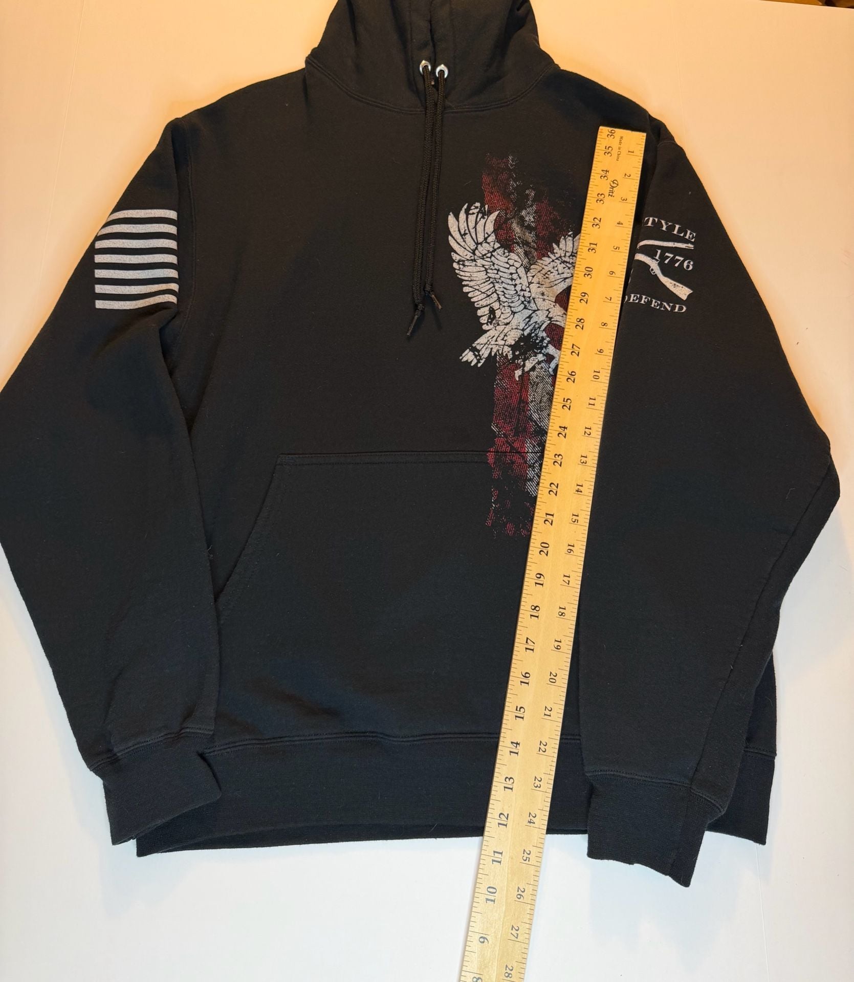 Grunt Style Hoodie Size Medium Black Eagle US 1776 American Flag 4