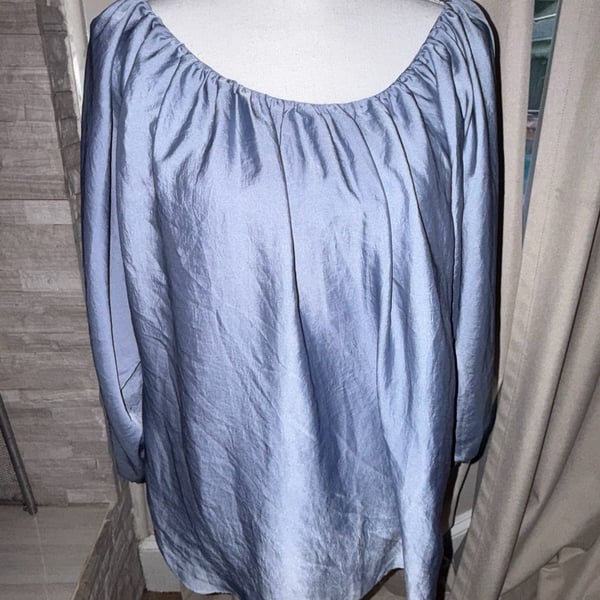 HATCH Blouse Size 2 Blue Silk Long Sleeve Gathered Neckline Top