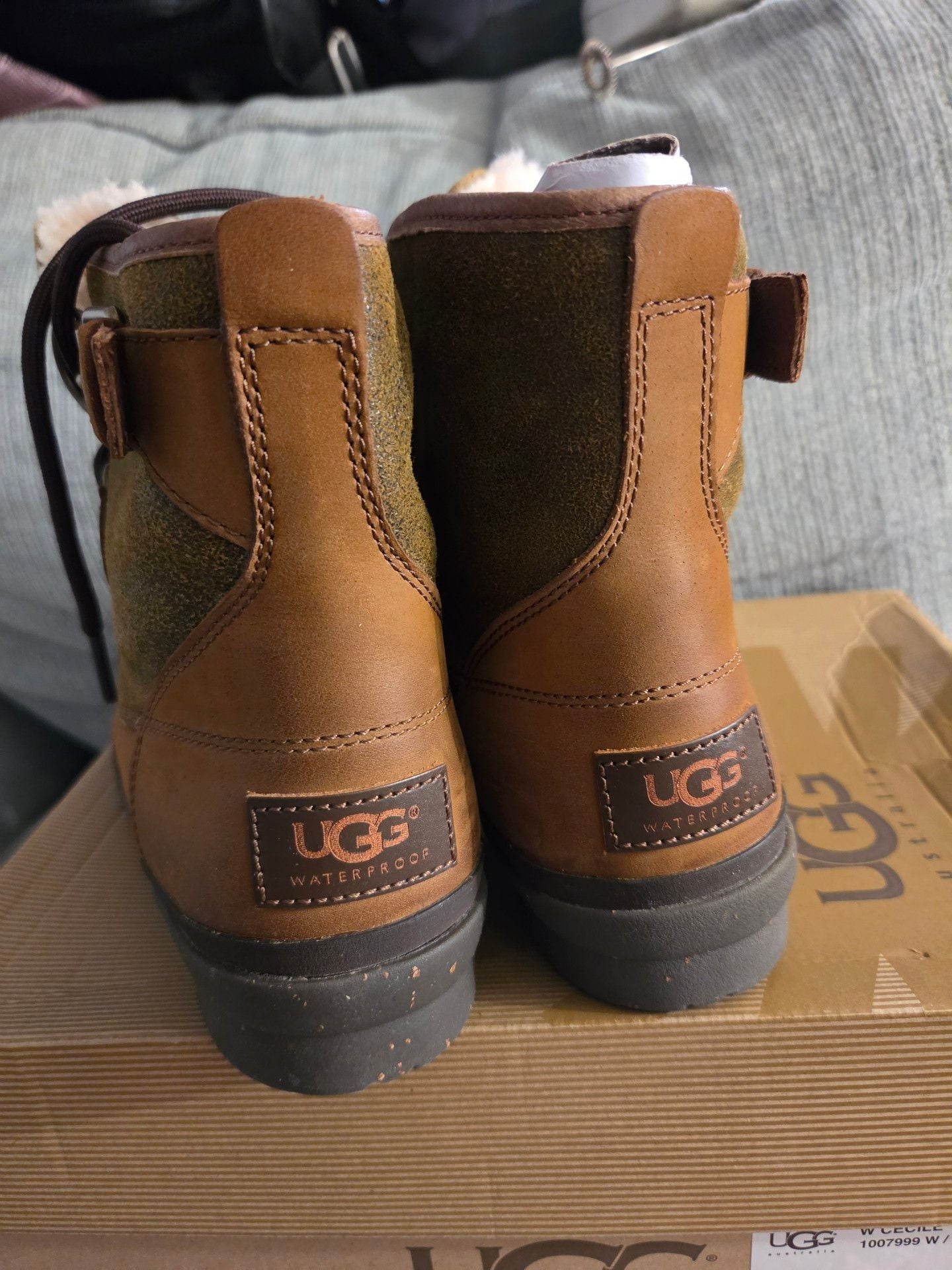 UGG 2