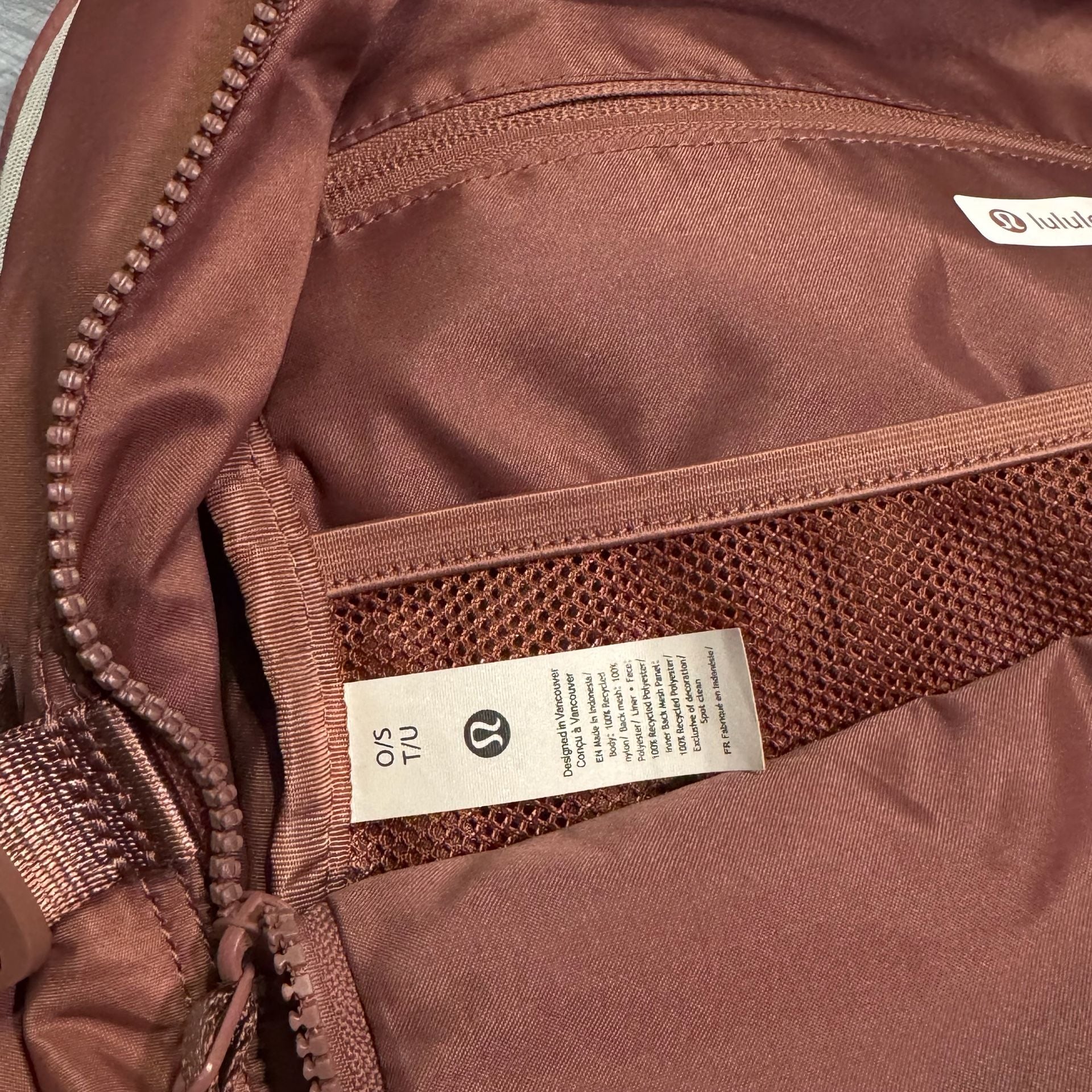 Lululemon New Crew Backpack 22L Size O/S Ashen Rose 6