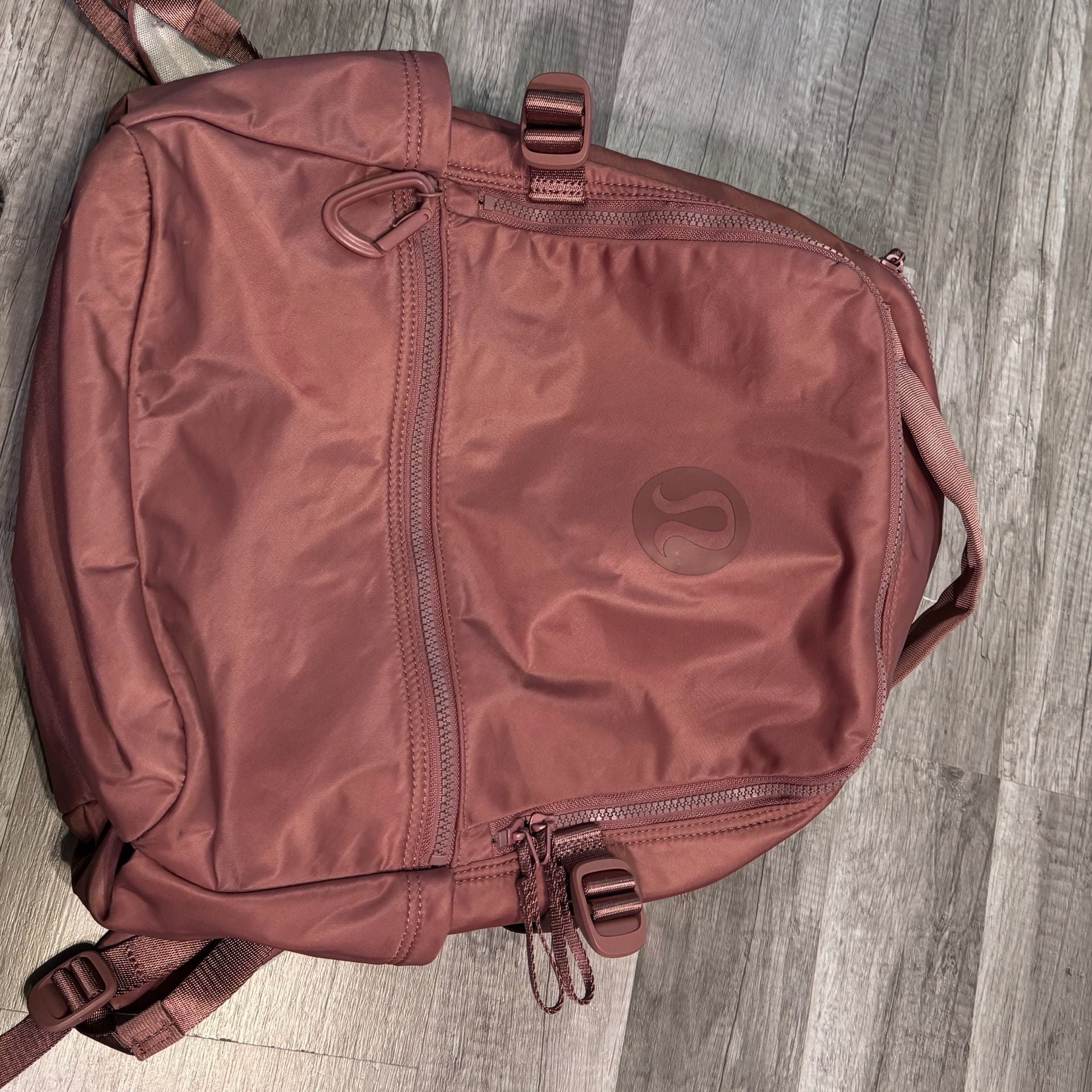 Lululemon New Crew Backpack 22L Size O/S Ashen Rose 8