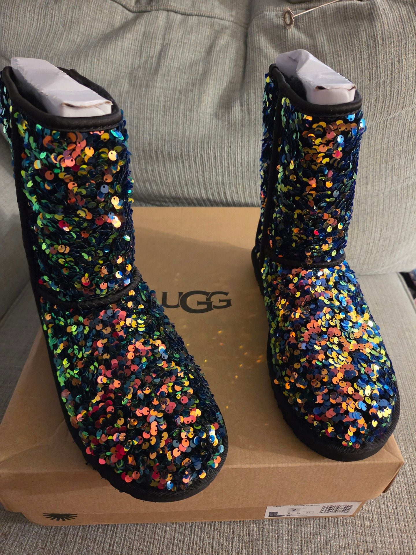 UGG Classic Short Stellar Sequin Boots Size 7 Black 2